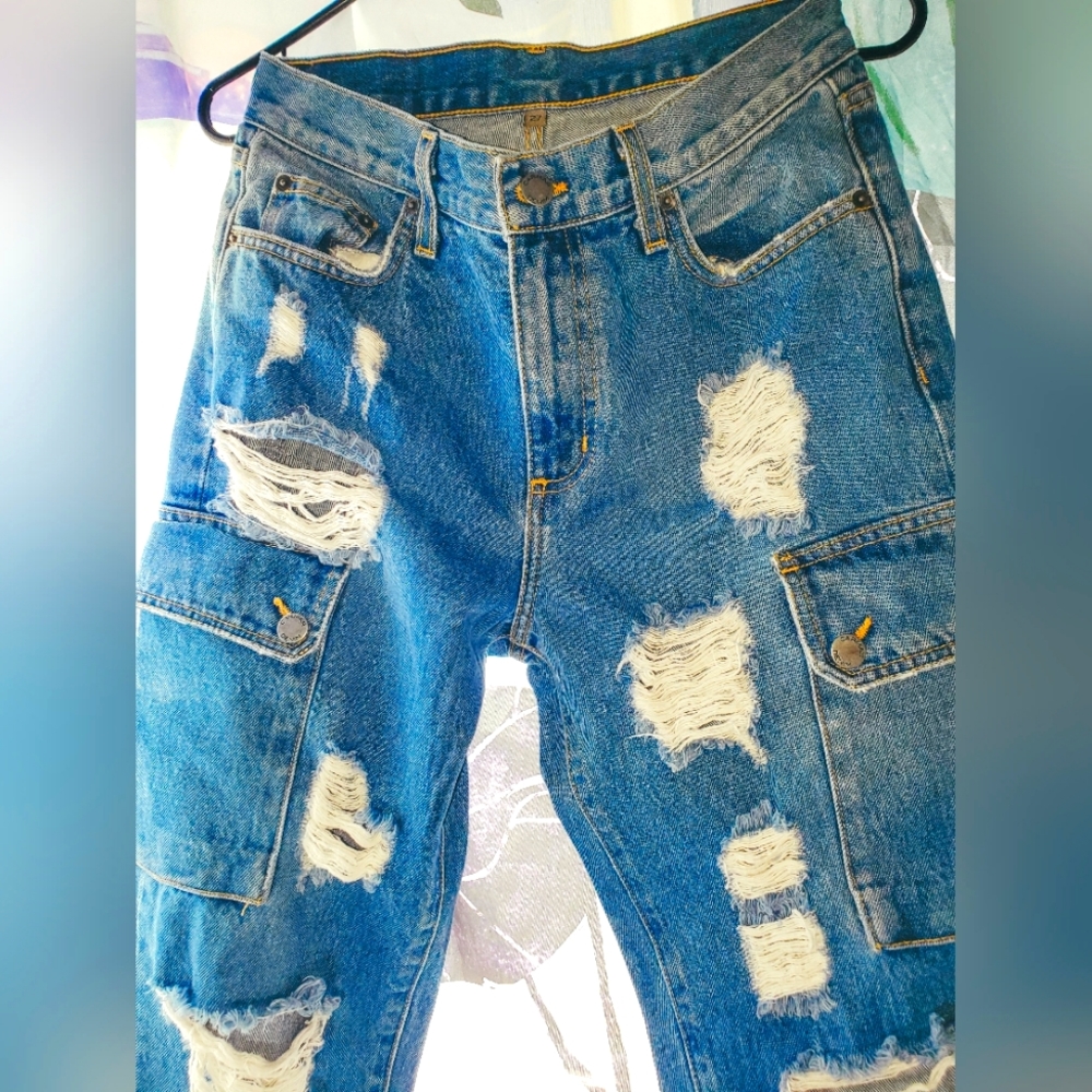 CARMAR - Size 27 - Women's Distressed Denim Straight Cut Jeans - New